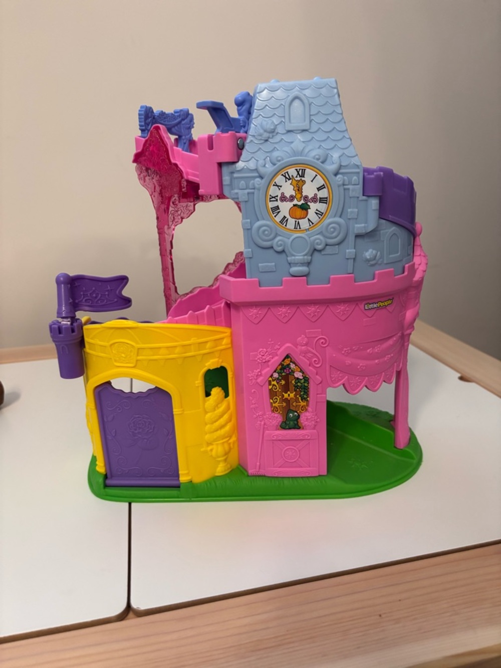 Fisher Price Little People Princess Wheelies Playset